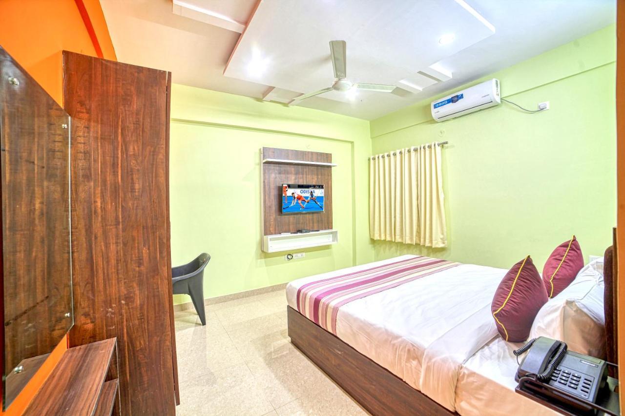 Redkey Inn Hotel Near Bangalore Airport Airport Pickup & Drop Available 24X7 Yelahanka Εξωτερικό φωτογραφία